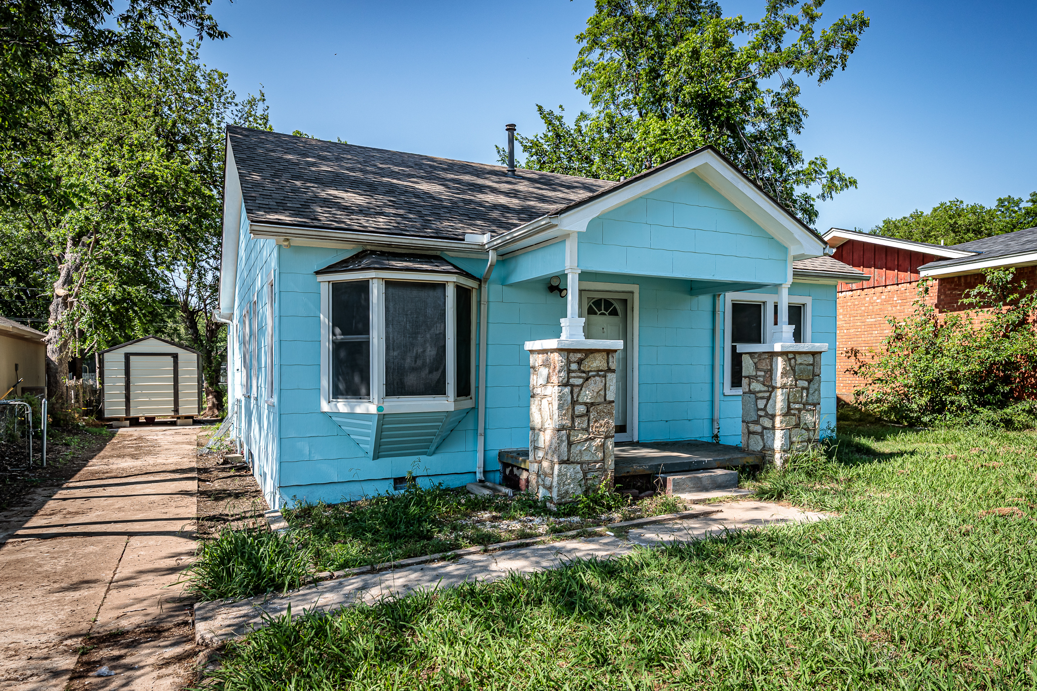 1213 Northwest Columbia Avenue